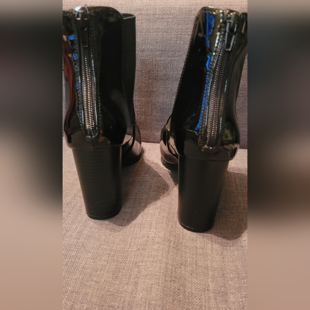 Boots - Picture 2 of 8